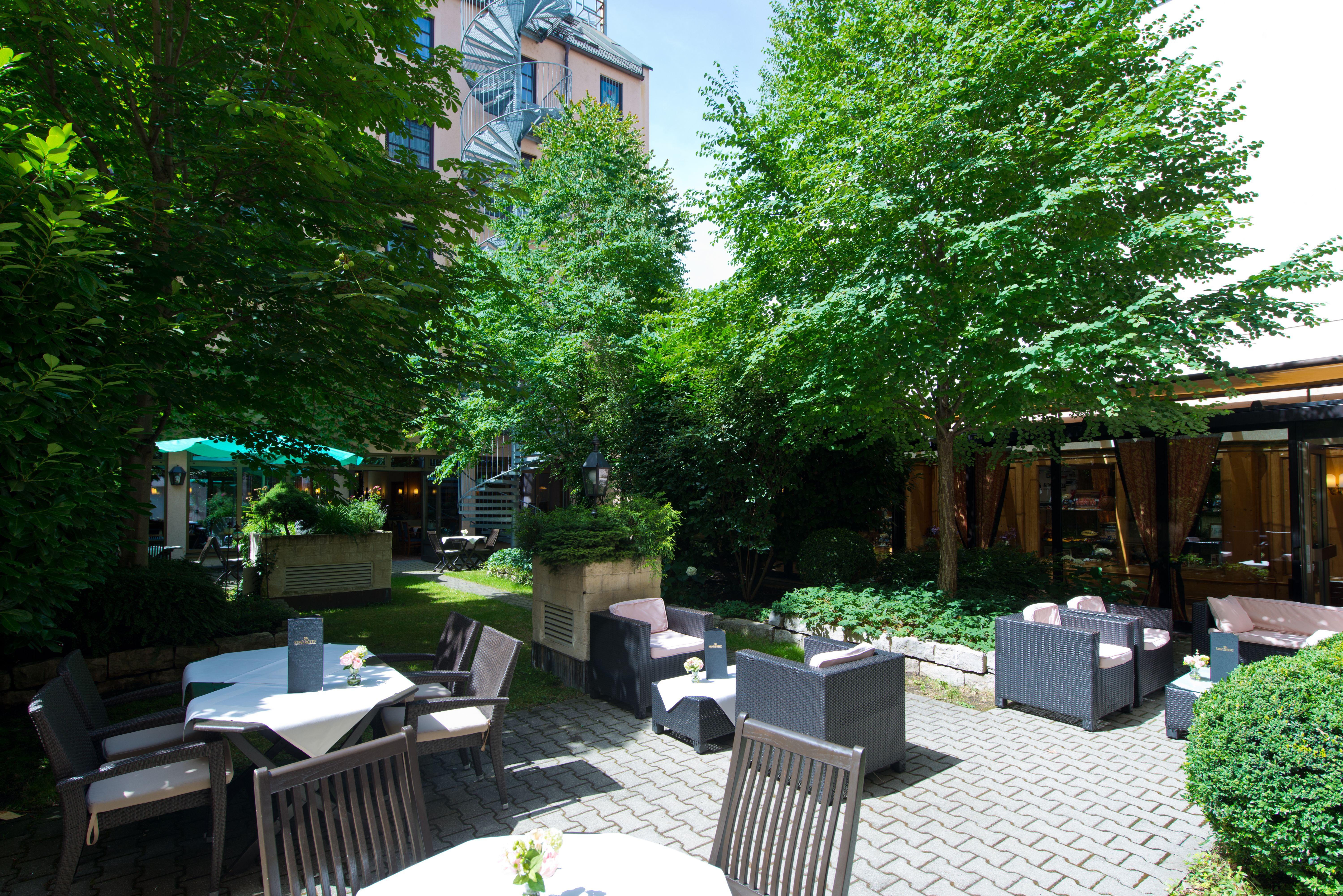 Отель King's Center Superior 3*