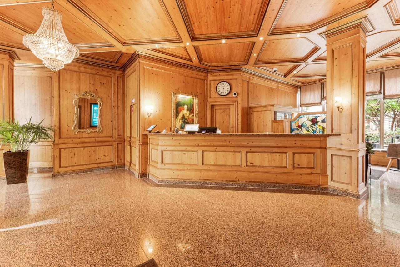 Hotel King's Center Superior